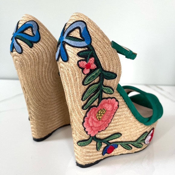AUTHENTIC GUCCI FLORAL WEDGE ESPADRILLES - Picture 3 of 14